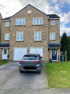 4 bedroom townhouse for sale, Summerley Court, Idle, Bradford, BD10