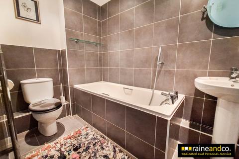 2 bedroom flat for sale, Kings Place North Drive, Hatfield