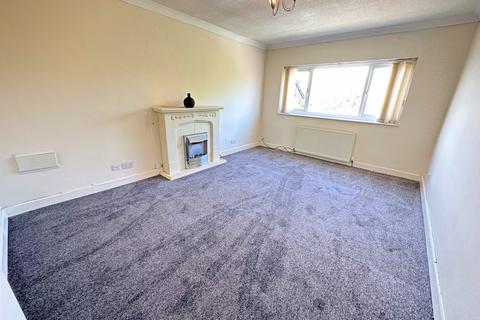 2 bedroom flat to rent, Medlar Gate, Wesham PR4