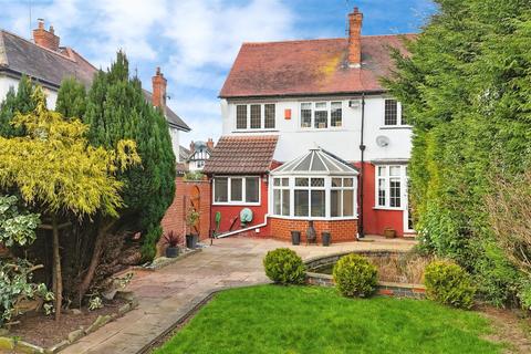 4 bedroom semi-detached house for sale, Tranby Lane, Anlaby