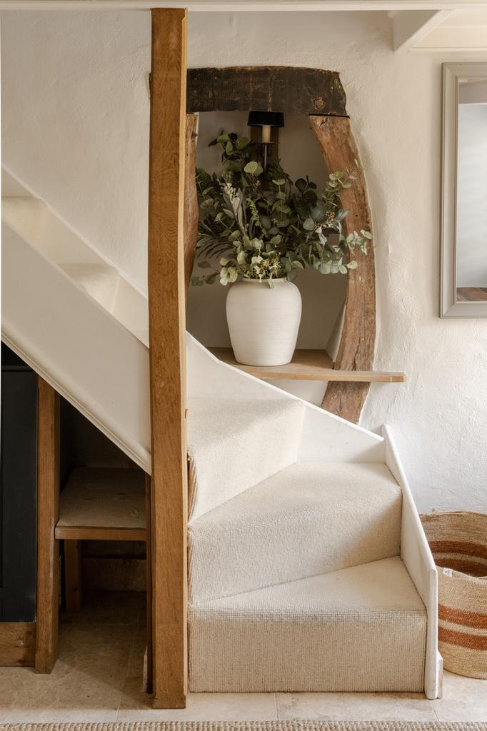 266992   20250228 rose cottage gweek inigo 36 h...