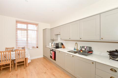 1 bedroom ground floor flat for sale, Langhurst Wood Road, Horsham, West Sussex