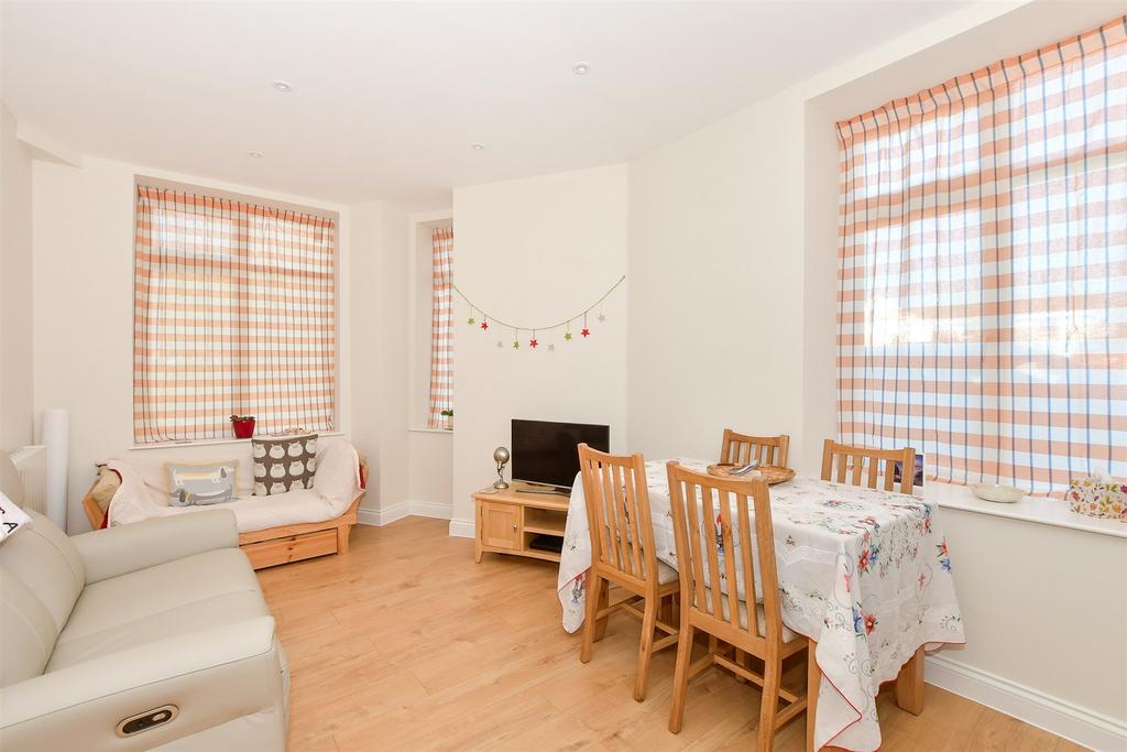 Kitchen/Lounge/ Diner