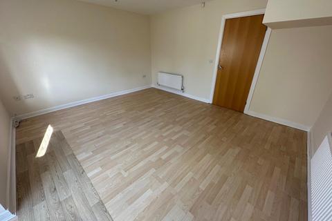 3 bedroom house to rent, Larchmont Road, Leicester