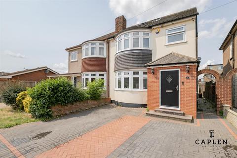 4 bedroom semi-detached house to rent, Lagonda Avenue, Ilford