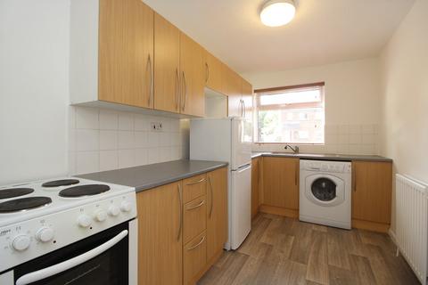 1 bedroom ground floor maisonette to rent, Alder Close, Baldock, SG7