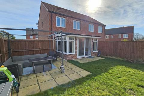 3 bedroom semi-detached house for sale, Birch Close, Aslockton