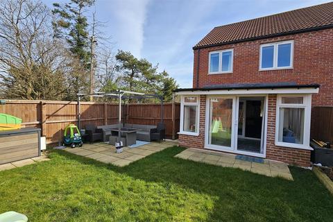 3 bedroom semi-detached house for sale, Birch Close, Aslockton