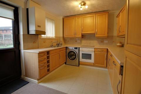 3 bedroom house to rent, ALL SAINTS ROAD, PORINGLAND, NORWICH