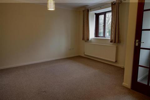 3 bedroom house to rent, ALL SAINTS ROAD, PORINGLAND, NORWICH