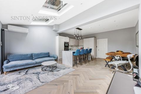 75 Drayton Gardens, London, W13 0LG