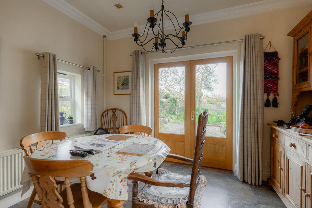 250228 REMAX 186 BRIDGNORTHRD-0403-HDR.jpg