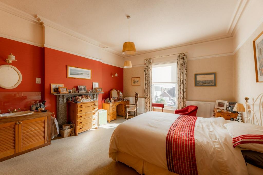 250228 REMAX 186 BRIDGNORTHRD-0290-HDR.jpg
