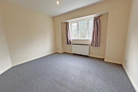 1 bedroom apartment to rent, Morgan Close, Crewe