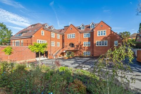 3 bedroom apartment for sale, 10, Birchwood House, Green Lane, Northwood