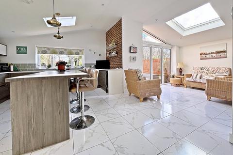 61 Kingswood Road, Shortlands, Bromley, BR2 0NL