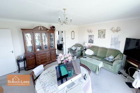 2 bedroom flat for sale, Gorsecliff Court, Boscombe Spa Road, Bournemouth