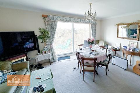 2 bedroom flat for sale, Gorsecliff Court, Boscombe Spa Road, Bournemouth