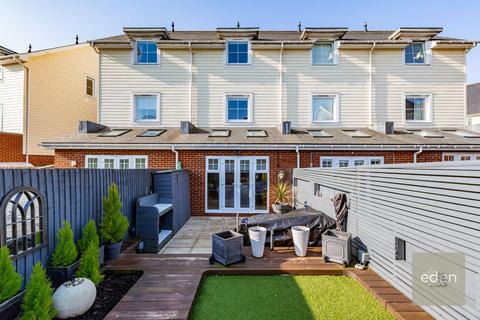 9 Hambrook Road, Snodland, ME6 5SQ
