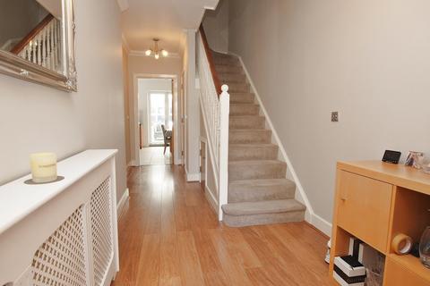 52 Whitstone Lane, Beckenham, BR3 3FZ