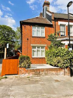 3 bedroom end of terrace house to rent, Ordnance Road, Southampton