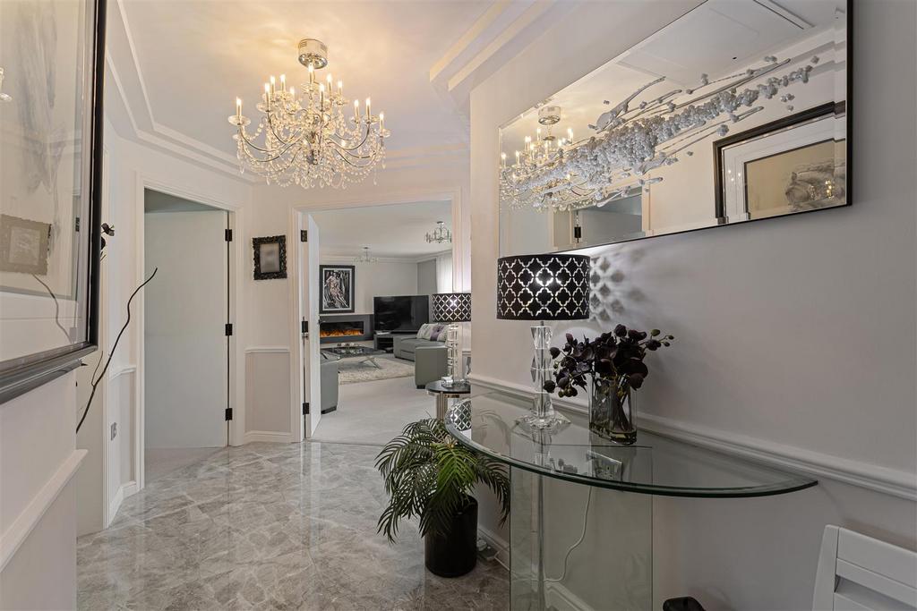 9 Masters House 37.jpg