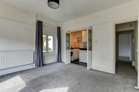 1 bedroom flat to rent, 4, 50 Crescent Road, Worthing BN11