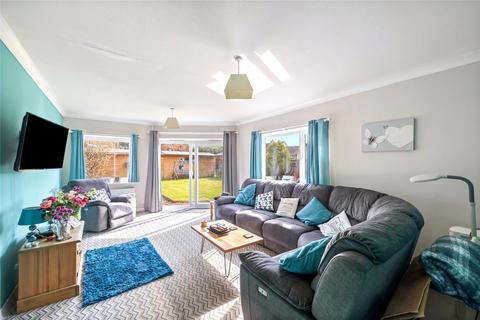 4 bedroom detached house for sale, Leconfield Road, Lancing, West Sussex, BN15