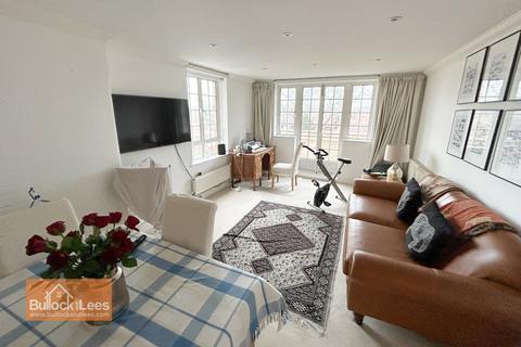 1 bedroom flat for sale, San Remo Towers, Boscombe Spa, large one bed flat close to beach