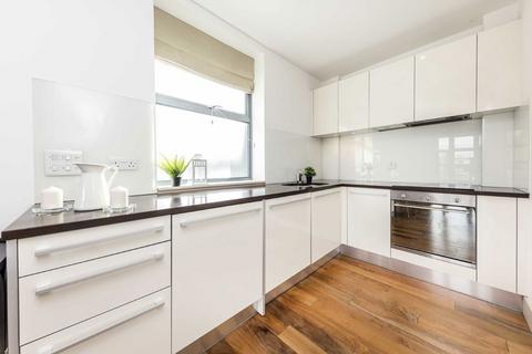 1 bedroom flat for sale, Corben Mews, London SW8