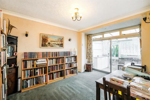 3 bedroom terraced house for sale, Larkswood Road, Chingford