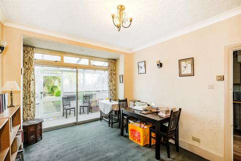 3 bedroom terraced house for sale, Larkswood Road, Chingford