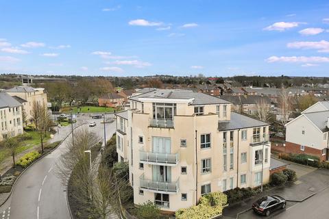 2 bedroom penthouse for sale, Springhead Parkway, Northfleet, DA11