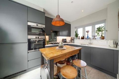 undefined, Court Mews, London SE13