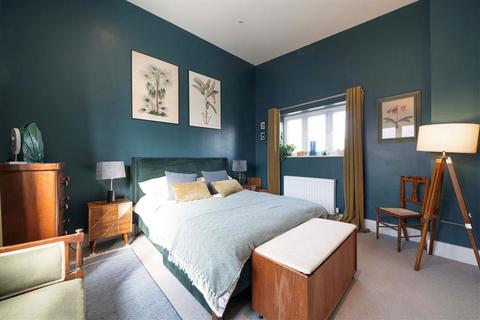 undefined, Court Mews, London SE13