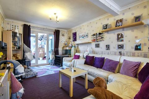 9 Chestnut Tree Avenue, Coventry, CV4 9FZ