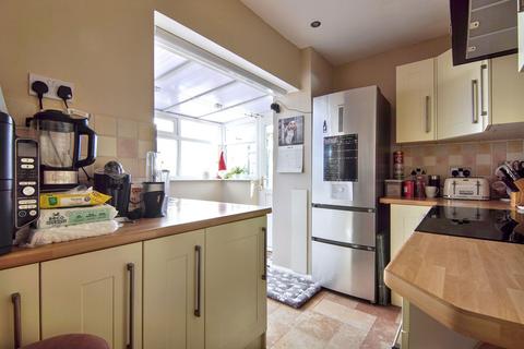 9 Chestnut Tree Avenue, Coventry, CV4 9FZ