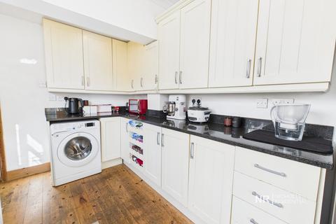 2 bedroom end of terrace house for sale, Providence Place, Epsom, Surrey. KT17