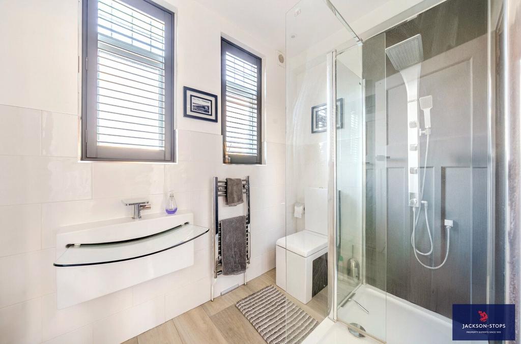 Ground Floor Shower
