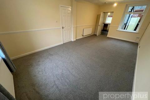 14 Hendrecafn Road, Tonypandy, CF40 1LJ