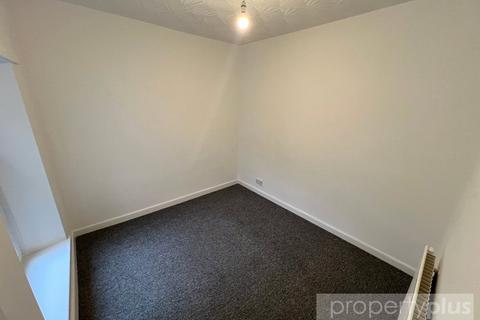 14 Hendrecafn Road, Tonypandy, CF40 1LJ