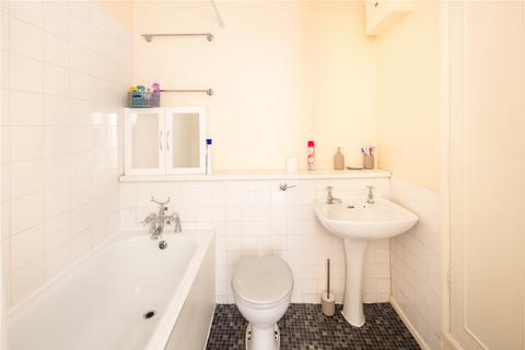 1 bedroom flat for sale, Regent Square, Bow, London, E3