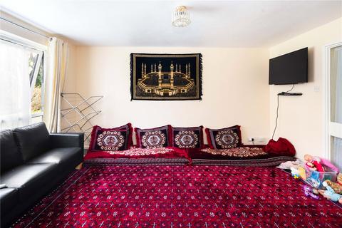 13 Regent Square, London, E3 3HQ