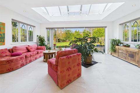 6 bedroom detached house for sale, The Heronry, Hersham, Walton-On-Thames