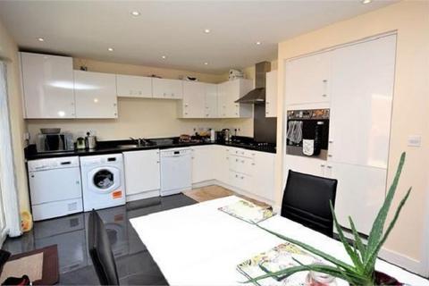 3 bedroom detached house for sale, Crestwood Close, Goldenash, Northampton, NN3 8NR