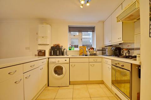 2 bedroom apartment to rent, Southfield Road, Westbury On Trym