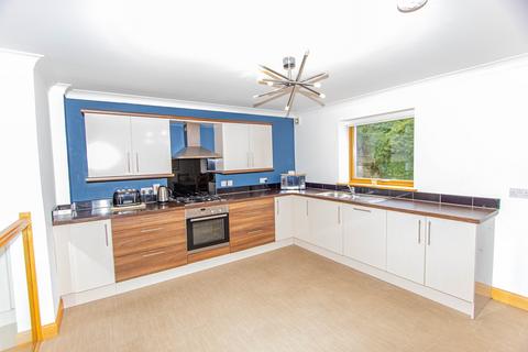 3 bedroom flat for sale, Castle Gardens, Barrock Street, Thurso, Highland. KW14 7GZ