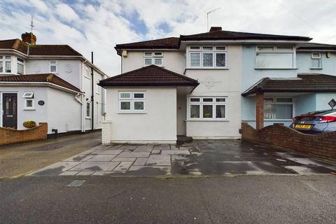 3 bedroom house for sale, Calbourne Avenue, Hornchurch