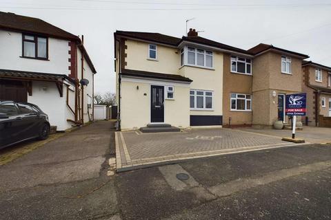 3 bedroom house for sale, Fernbank Avenue, Hornchurch