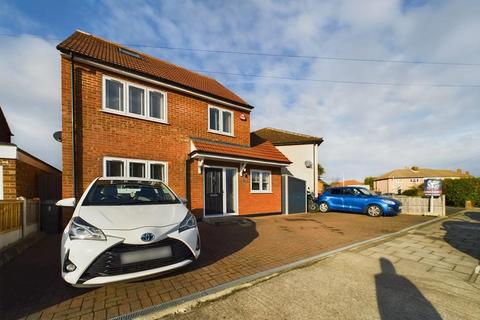 4 bedroom house for sale, Easedale Drive, Hornchurch